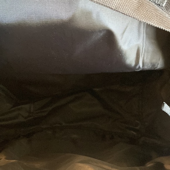 Iowa Hawkeyes Embroidered Backpack - Picture 3 of 6